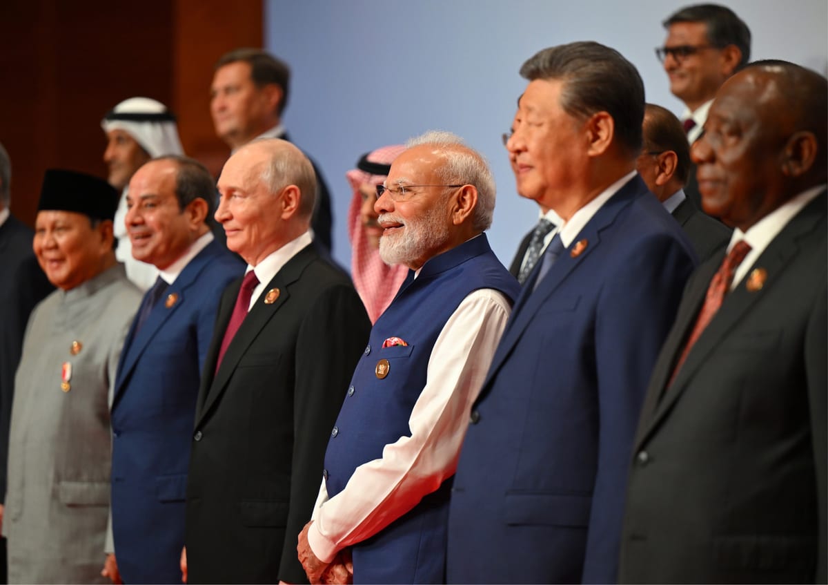 BRICS Leaders Pose for Summit Family Photo | PIB