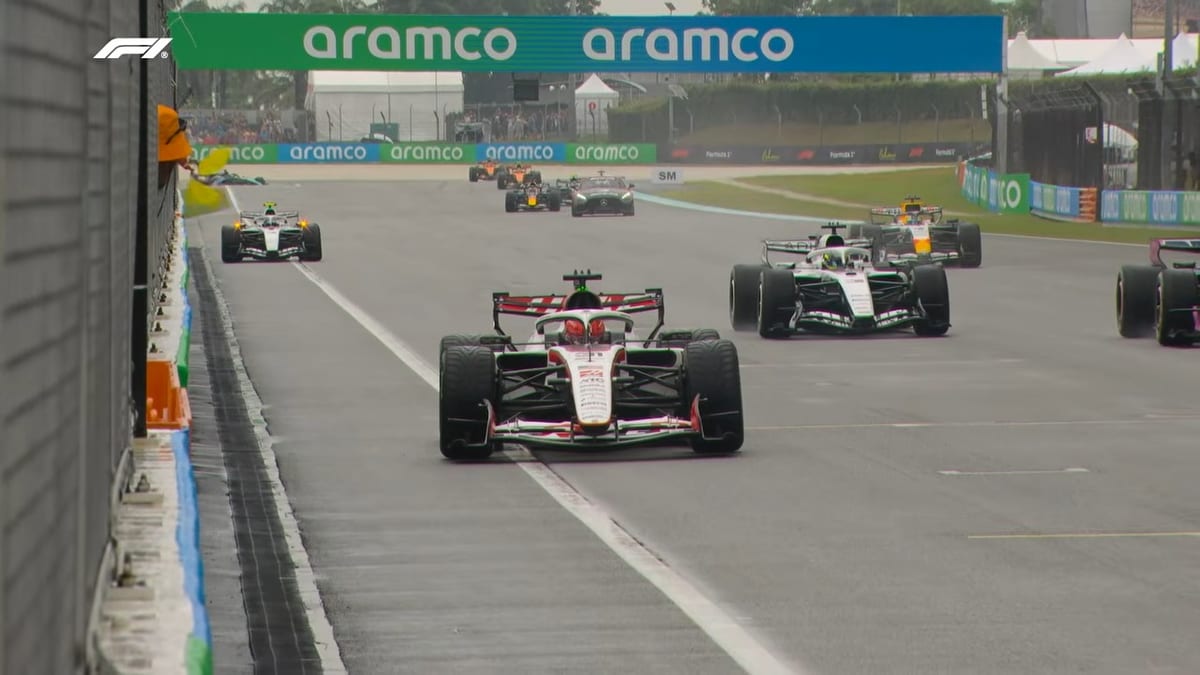Chaos at the first formation lap | Liberty Media